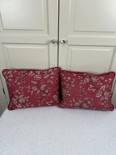 Pair laura ashley - pair,