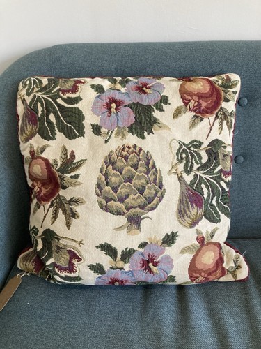 Laura ashley cushion large - ashley,