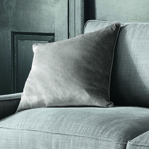 Laura ashley nigella - laura,