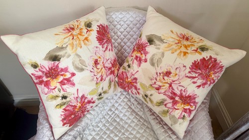 Stunning pair original - stunning, of