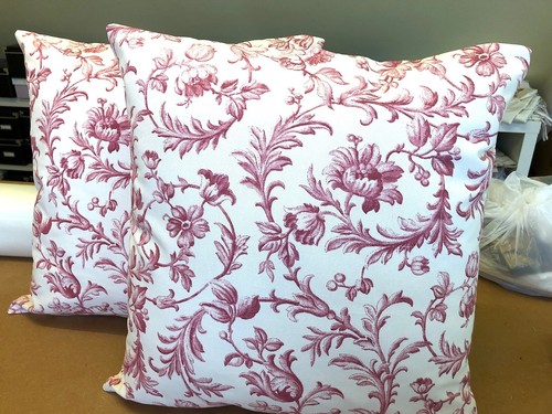 One laura ashley - laura,